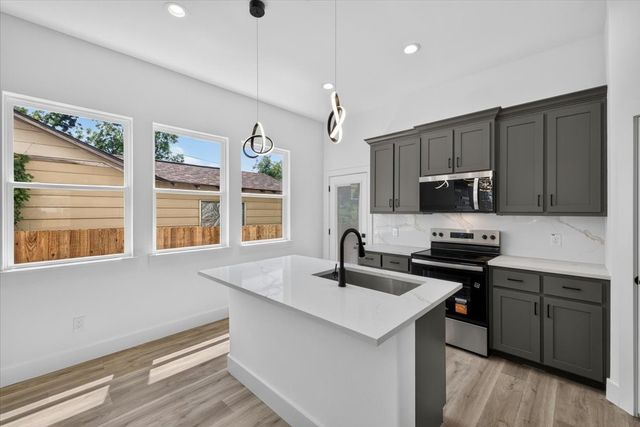 316 E Drew Street, Fort Worth, TX 76110