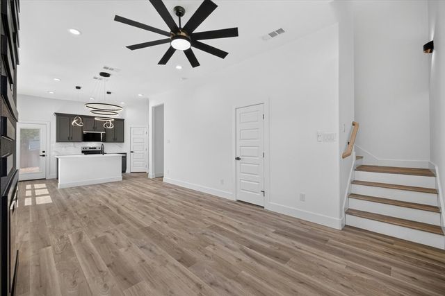 316 E Drew Street, Fort Worth, TX 76110