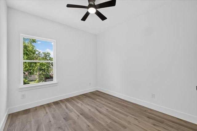 316 E Drew Street, Fort Worth, TX 76110