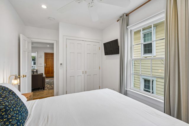 7 Kyle Place, Charleston, SC 29403