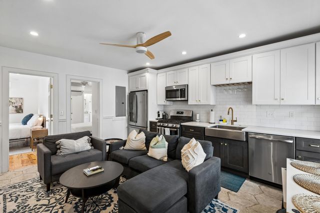 7 Kyle Place, Charleston, SC 29403