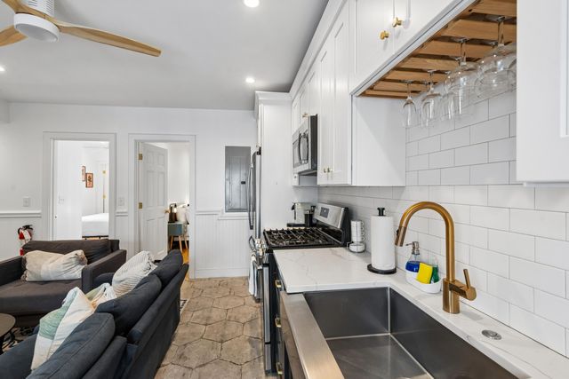 7 Kyle Place, Charleston, SC 29403