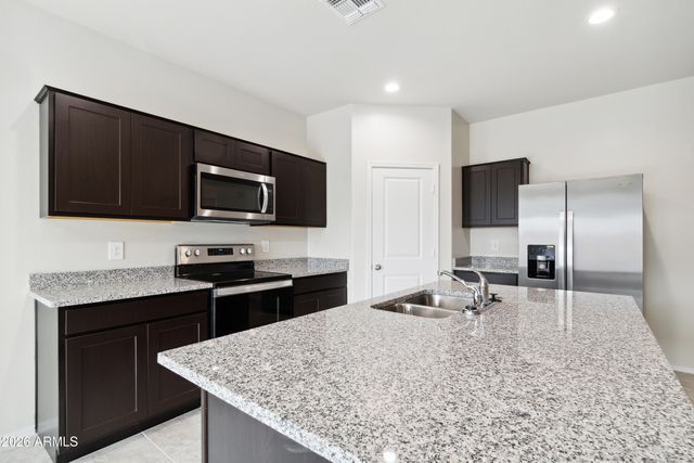 5428 E Darwin Drive, San Tan Valley, AZ 85140