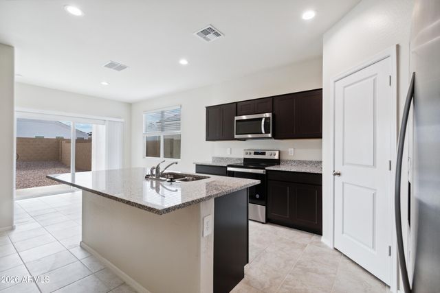 5428 E Darwin Drive, San Tan Valley, AZ 85140