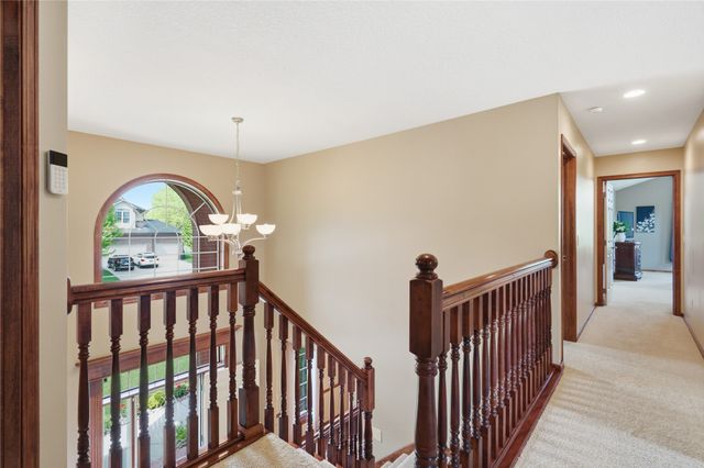 6625 Peckham Street, Johnston, IA 50131