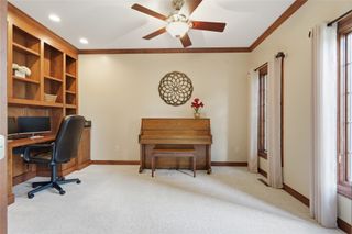 6625 Peckham Street, Johnston, IA 50131