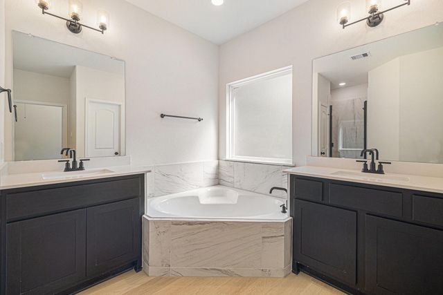 9642 Moss Rose, Willis, TX 77378