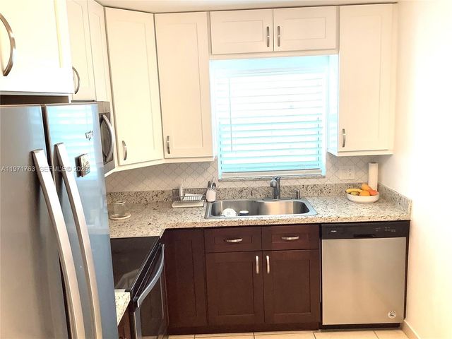 7785 SW 86th St E-414, Miami, FL 33143