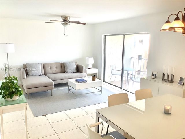 7785 SW 86th St E-414, Miami, FL 33143