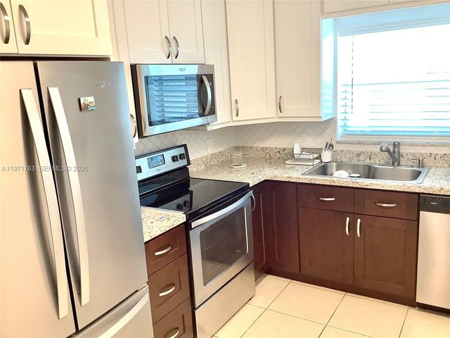 7785 SW 86th St E-414, Miami, FL 33143