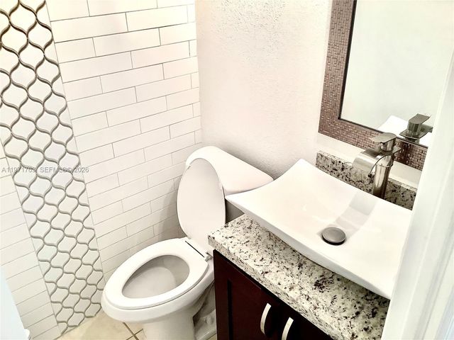 7785 SW 86th St E-414, Miami, FL 33143