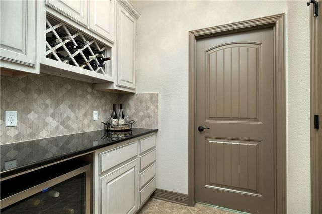 1239 Falling Hills DR, Georgetown, TX 78628