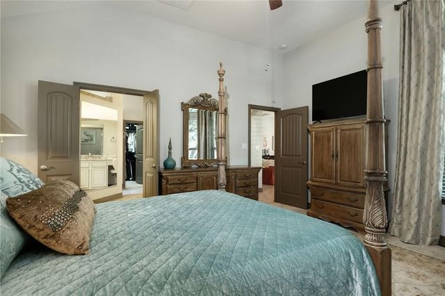 1239 Falling Hills DR, Georgetown, TX 78628