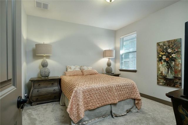 1239 Falling Hills DR, Georgetown, TX 78628