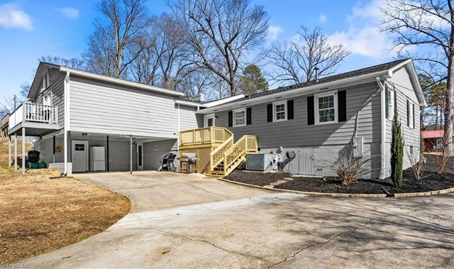 119 Hillcrest Road, Thomasville, NC 27360