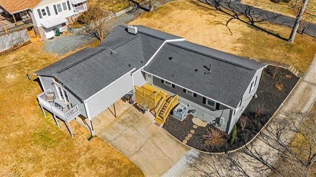 119 Hillcrest Road, Thomasville, NC 27360