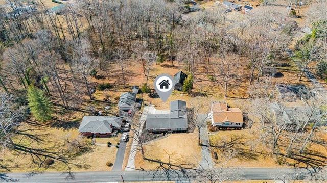 119 Hillcrest Road, Thomasville, NC 27360