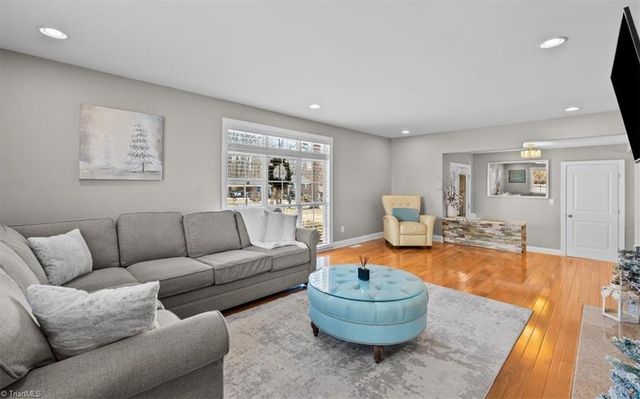 119 Hillcrest Road, Thomasville, NC 27360