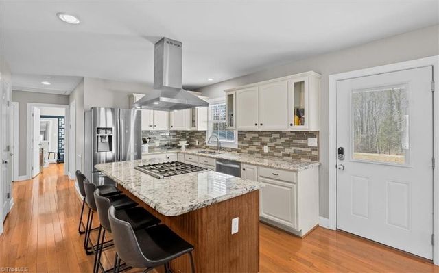 119 Hillcrest Road, Thomasville, NC 27360