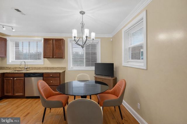 4213 FORT DUPONT TER SE, Washington, DC 20020