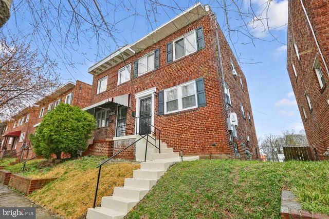 4213 FORT DUPONT TER SE, Washington, DC 20020