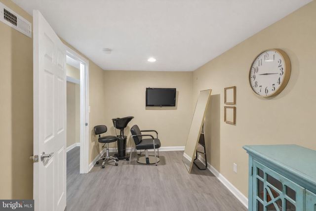 4213 FORT DUPONT TER SE, Washington, DC 20020