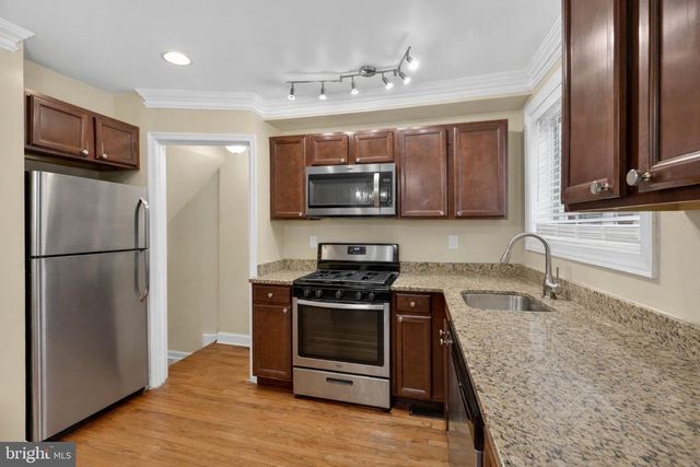 4213 FORT DUPONT TER SE, Washington, DC 20020