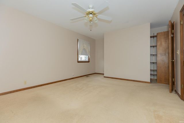 7755 Meadow Lane, Newburgh, IN 47630