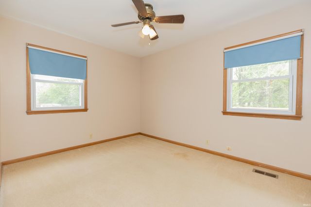 7755 Meadow Lane, Newburgh, IN 47630