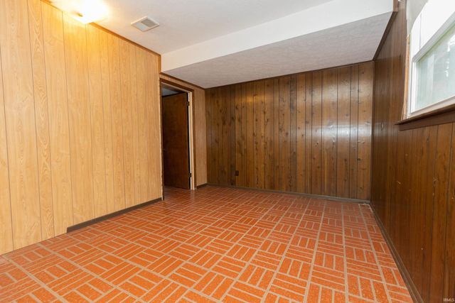 7755 Meadow Lane, Newburgh, IN 47630