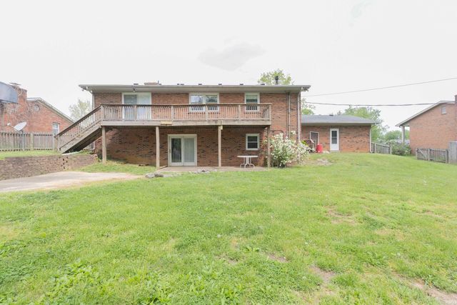 7755 Meadow Lane, Newburgh, IN 47630