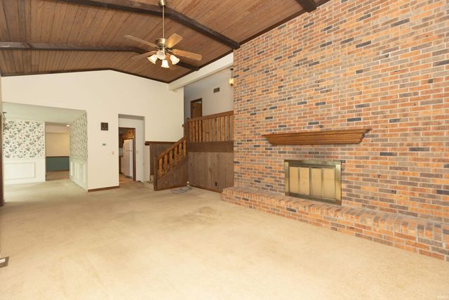 7755 Meadow Lane, Newburgh, IN 47630