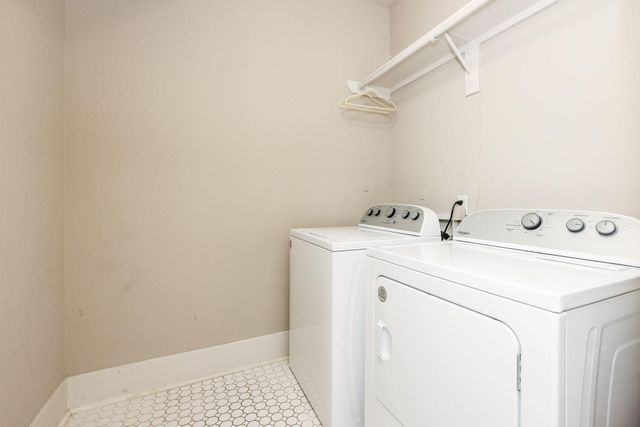 1307 Walton Street, Houston, TX 77009