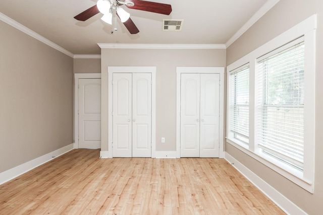 1307 Walton Street, Houston, TX 77009