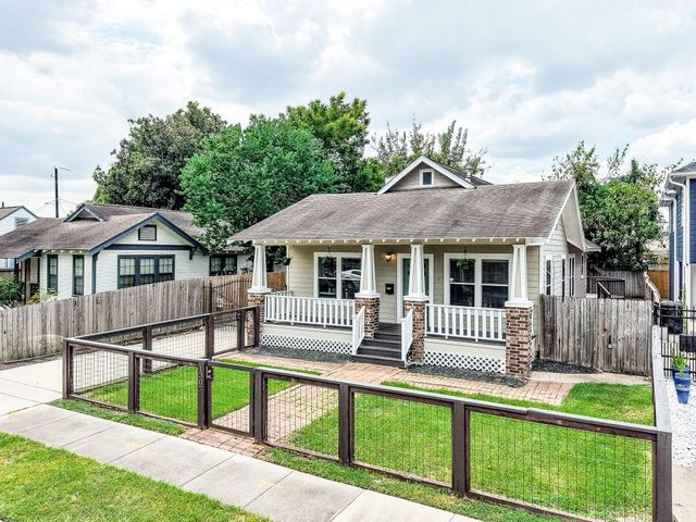 1307 Walton Street, Houston, TX 77009