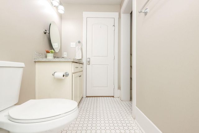 1307 Walton Street, Houston, TX 77009