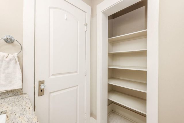 1307 Walton Street, Houston, TX 77009