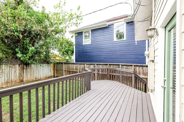 1307 Walton Street, Houston, TX 77009