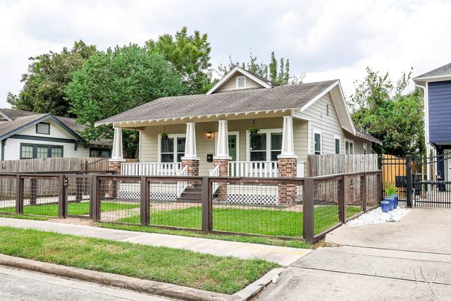 1307 Walton Street, Houston, TX 77009