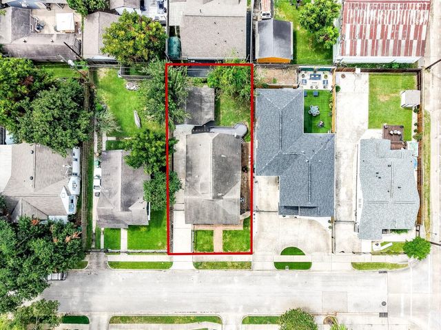 1307 Walton Street, Houston, TX 77009