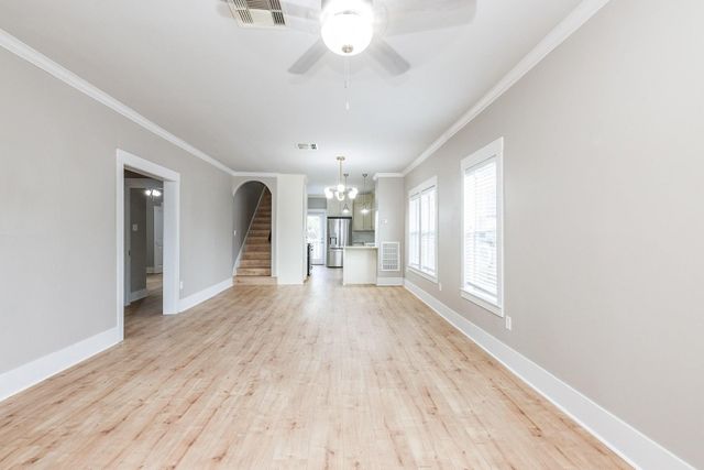 1307 Walton Street, Houston, TX 77009