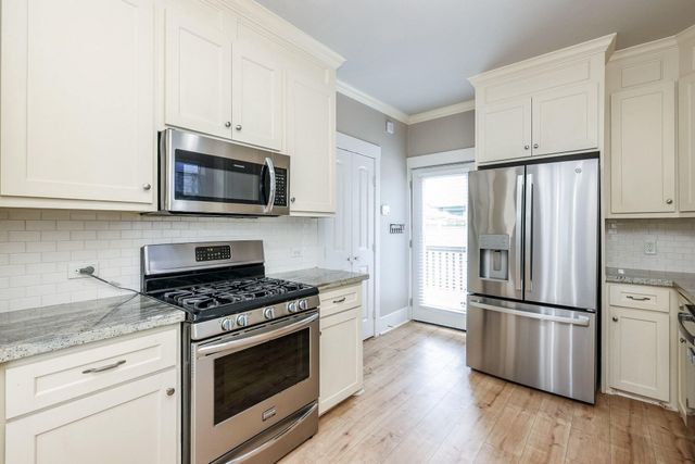 1307 Walton Street, Houston, TX 77009