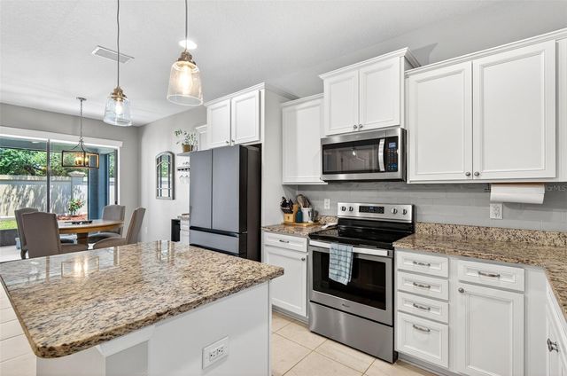 6216 KENAVA LOOP, Palmetto, FL 34221