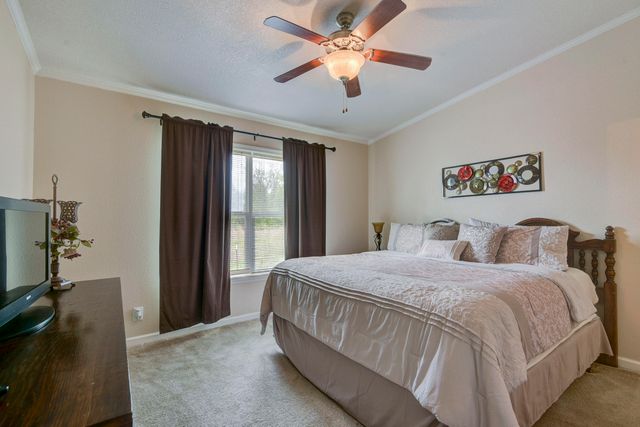 495 Van Buren Road, Branson, MO 65616