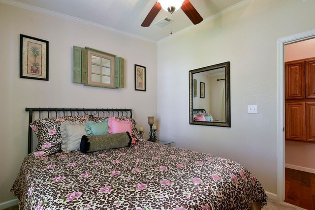495 Van Buren Road, Branson, MO 65616