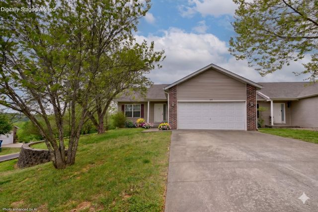 495 Van Buren Road, Branson, MO 65616