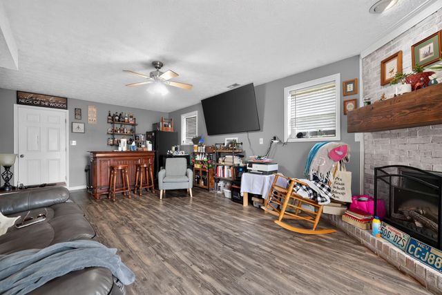 501 Scenic View Circle, Berea, KY 40403