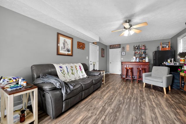 501 Scenic View Circle, Berea, KY 40403