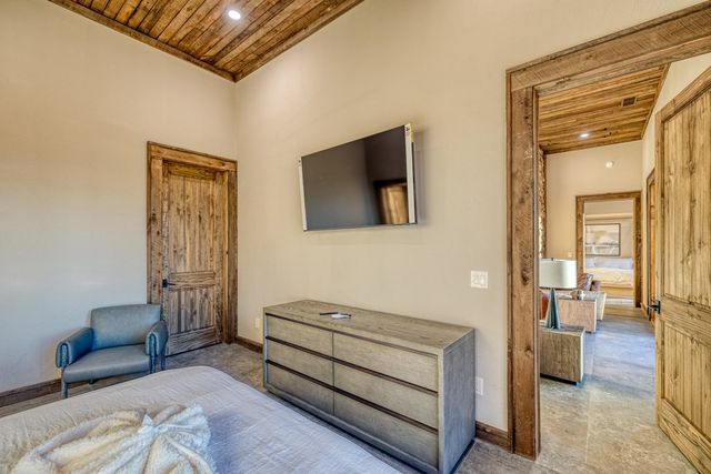 18 Wawayanda Drive, Mineral Bluff, GA 30559