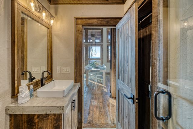 18 Wawayanda Drive, Mineral Bluff, GA 30559